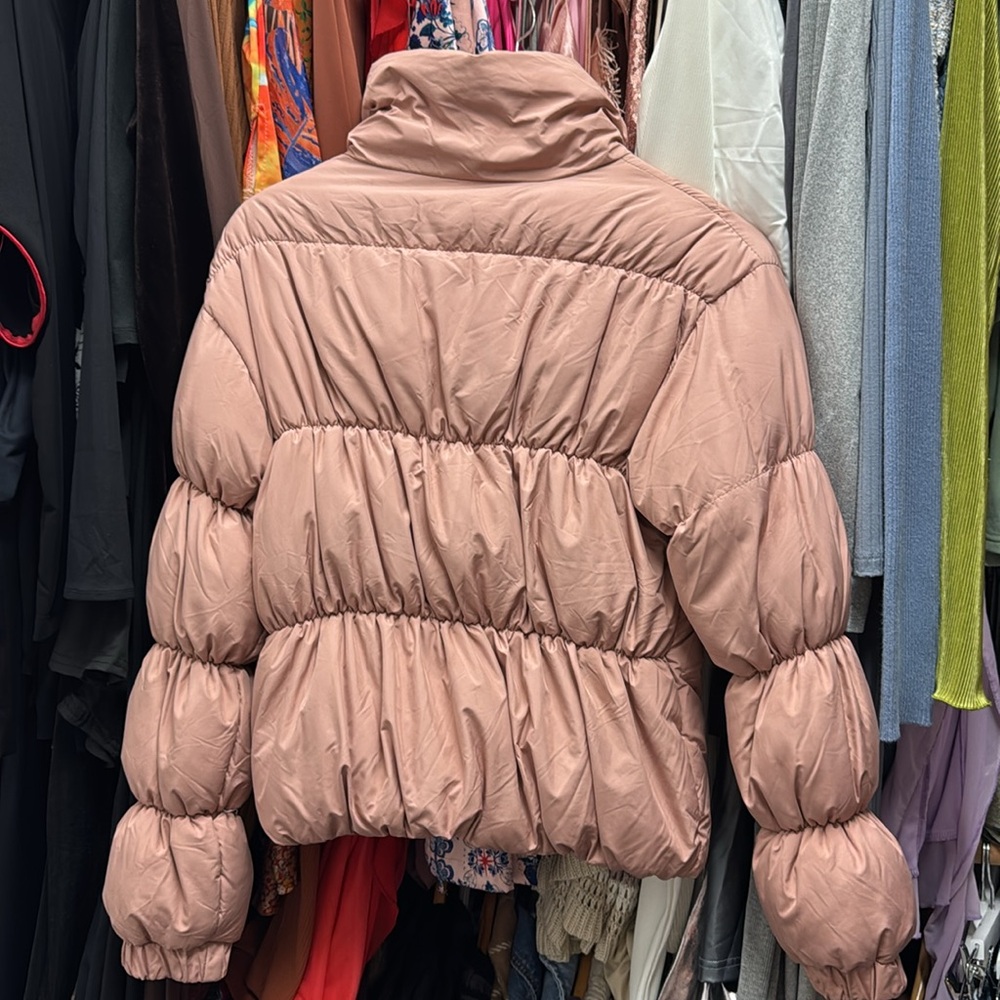 Puffy jacket - Picture 3 of 3